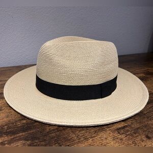 Pinneapple & Star Sun Straw Fedora Beach Hat Fine Braid UPF50+ unisex Beige Med